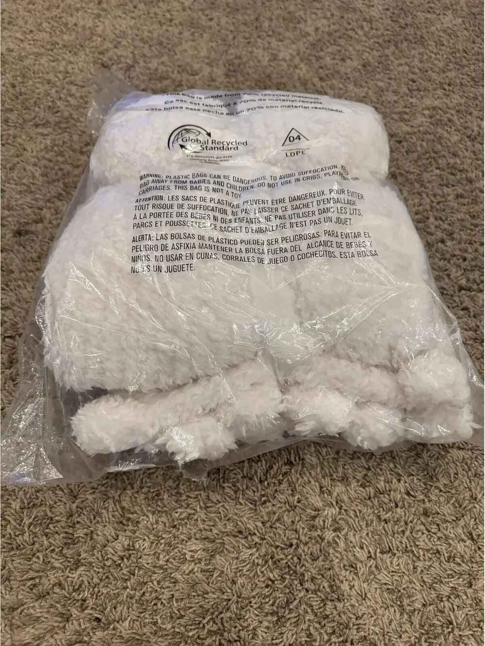 Pottery Barn Cozy Pom Pom Throw - 50x60 IN - Color White NEW